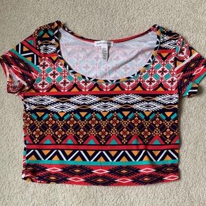 Crop top with geometric pattern